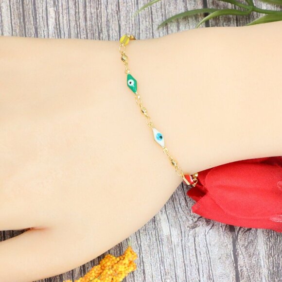 "Trendy Handmade Bracelet – A Stylish Gift for Women & Girls, MAR091521 - Picture 3 of 10